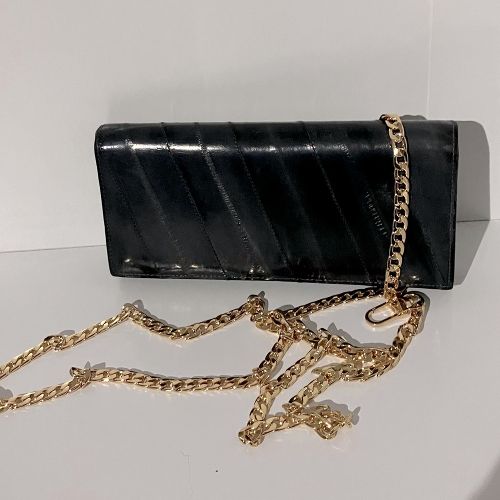 25 EEl skin wallet